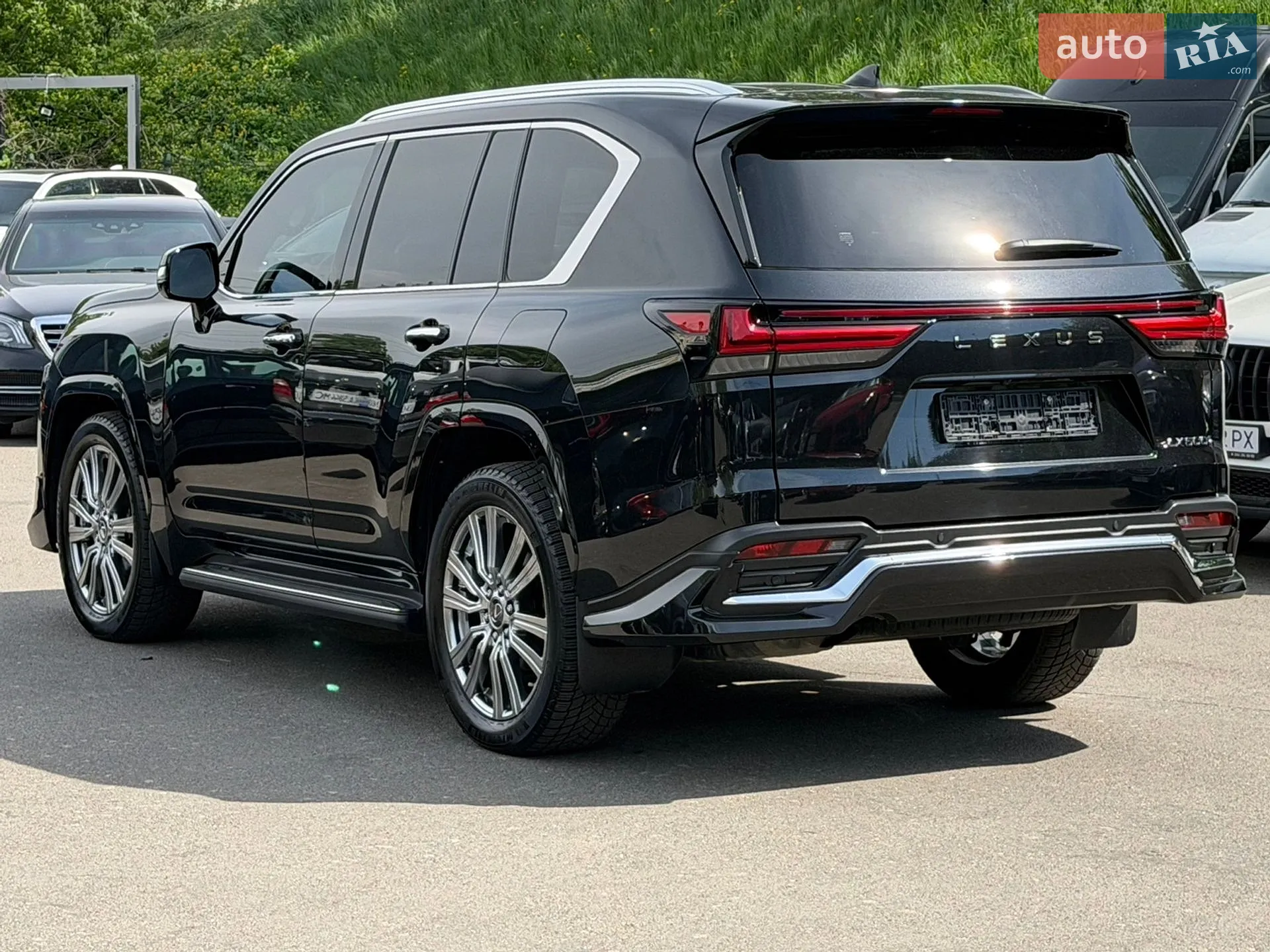 2023 Lexus LX - мініатюра 3