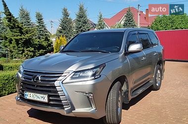 Внедорожник / Кроссовер Lexus LX 2017 в Киеве