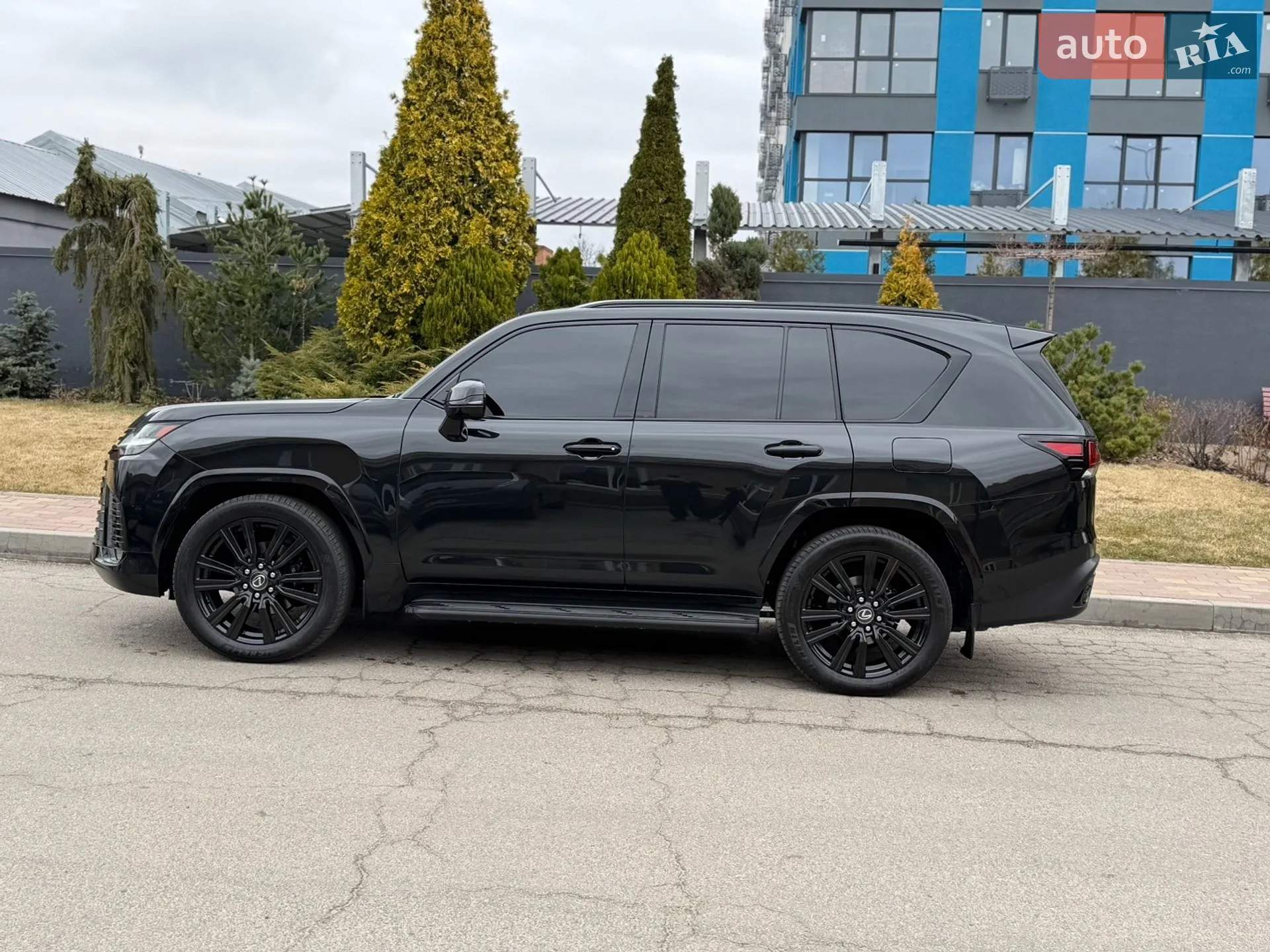 2023 Lexus LX - мініатюра 17