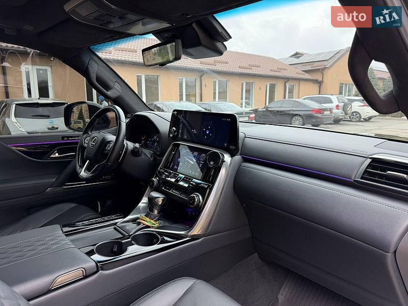 Внедорожник / Кроссовер Lexus LX 2023 в Днепре