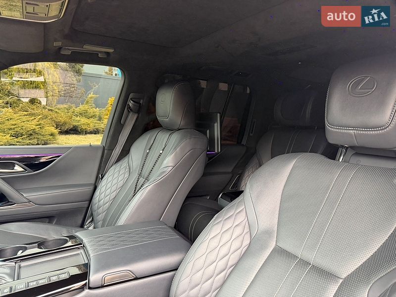 Внедорожник / Кроссовер Lexus LX 2023 в Днепре
