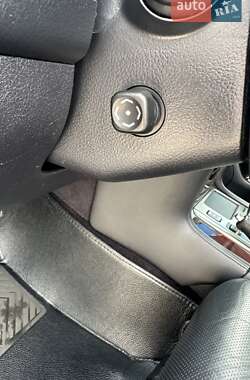 Позашляховик / Кросовер Lexus LX 2011 в Марганці