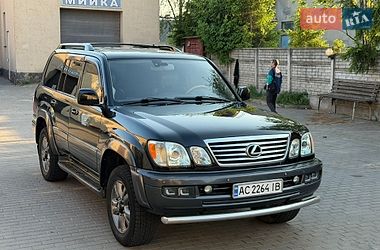 Позашляховик / Кросовер Lexus LX 2005 в Володимирі