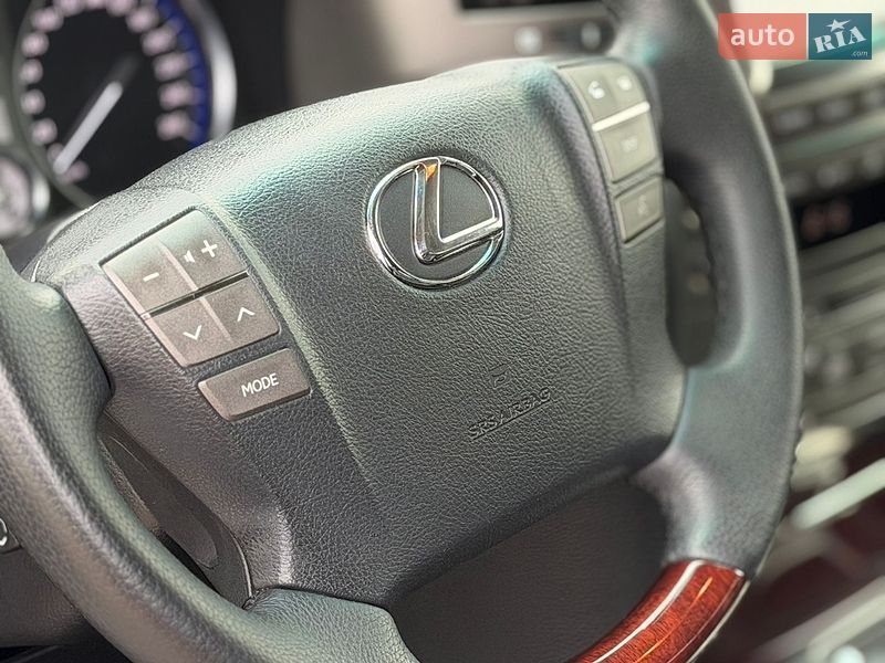 Позашляховик / Кросовер Lexus LX 2011 в Миргороді