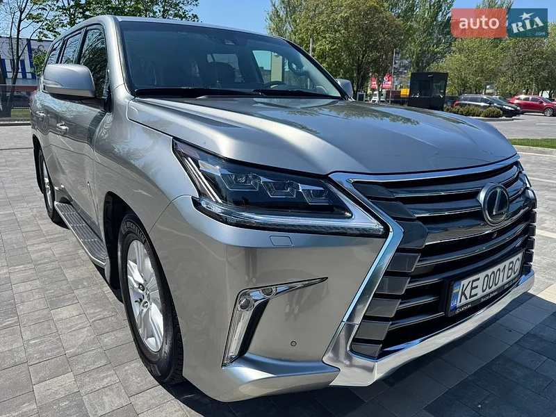 Lexus LX