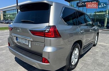 Внедорожник / Кроссовер Lexus LX 2017 в Днепре