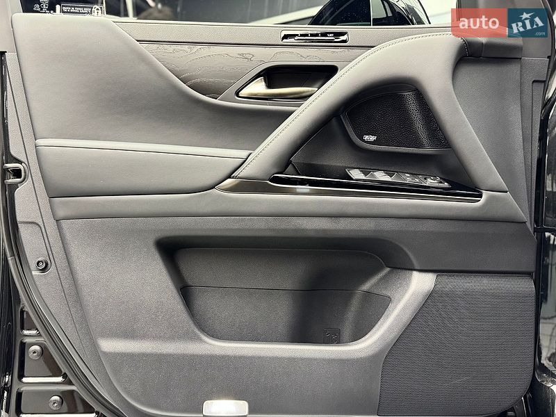 Внедорожник / Кроссовер Lexus LX 2025 в Киеве