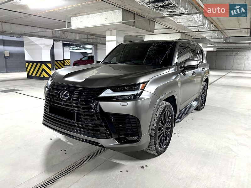 Lexus LX 2022