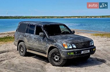 Внедорожник / Кроссовер Lexus LX 2006 в Киеве