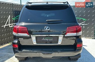 Внедорожник / Кроссовер Lexus LX 2015 в Киеве