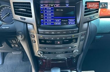 Внедорожник / Кроссовер Lexus LX 2015 в Киеве