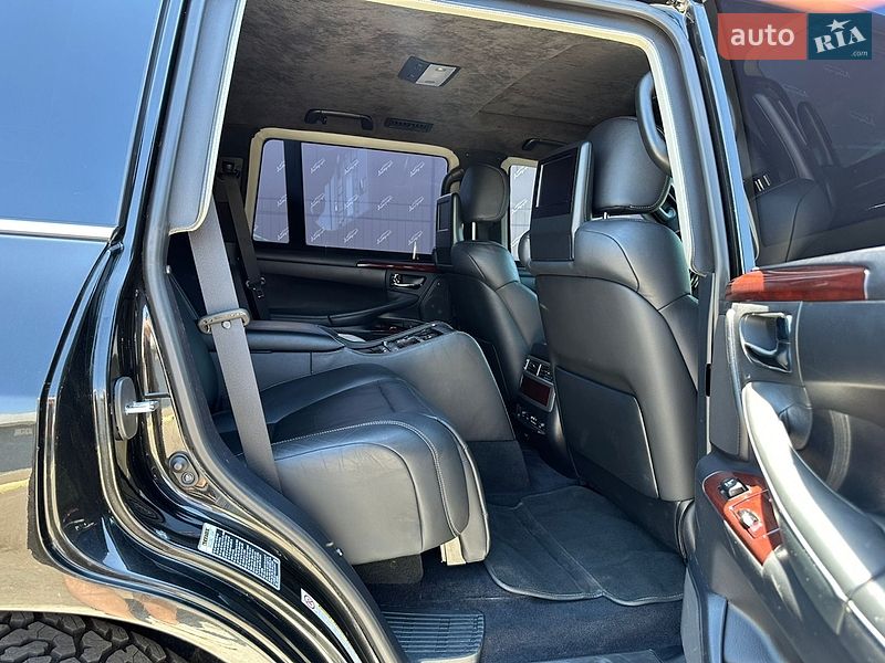 Внедорожник / Кроссовер Lexus LX 2015 в Киеве