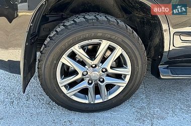Внедорожник / Кроссовер Lexus LX 2015 в Киеве