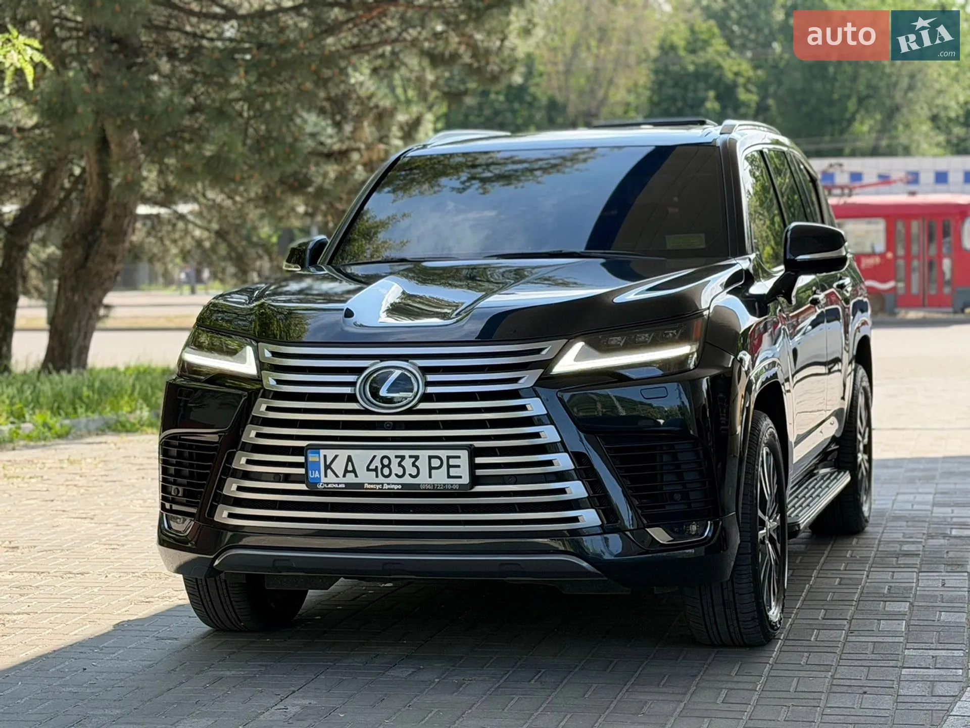 2022 Lexus LX - мініатюра 2