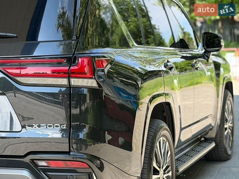 Позашляховик / Кросовер Lexus LX 2022 в Дніпрі