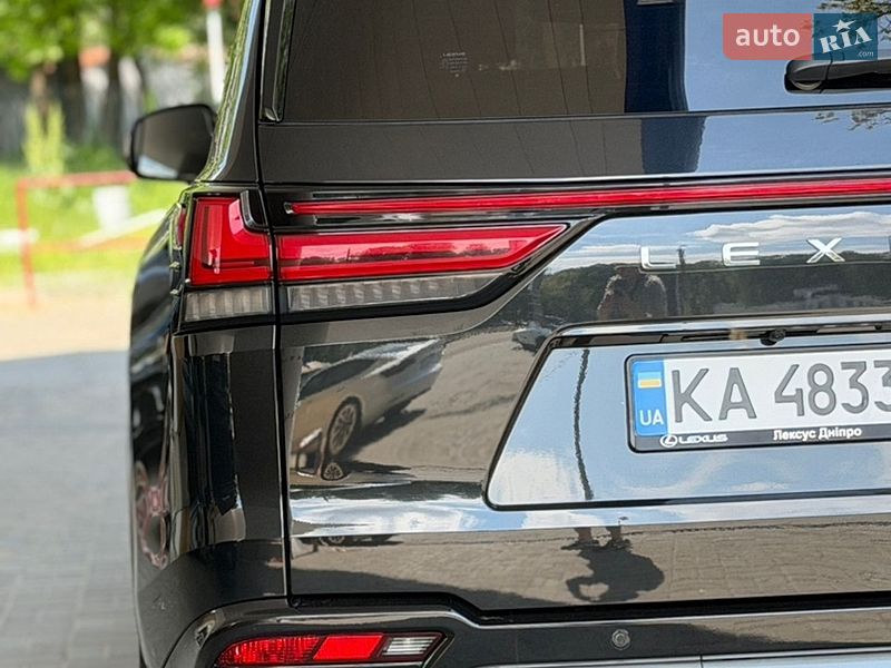 Позашляховик / Кросовер Lexus LX 2022 в Дніпрі
