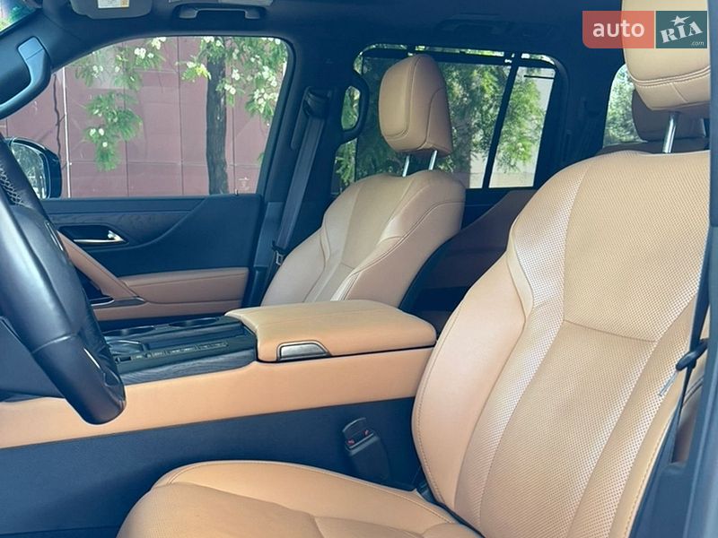 Позашляховик / Кросовер Lexus LX 2022 в Дніпрі