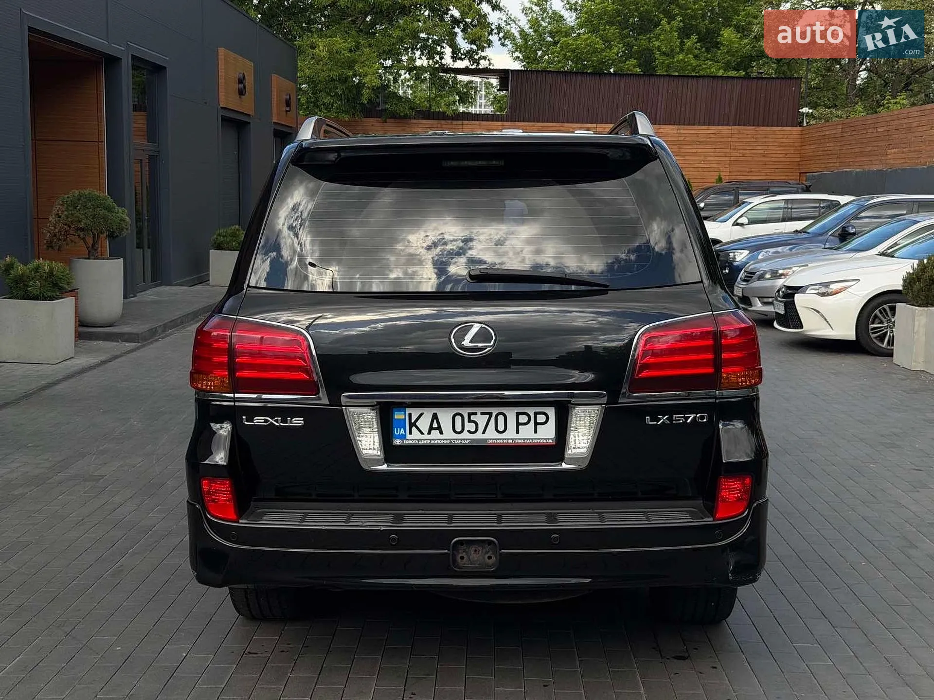 2011 Lexus LX - мініатюра 4