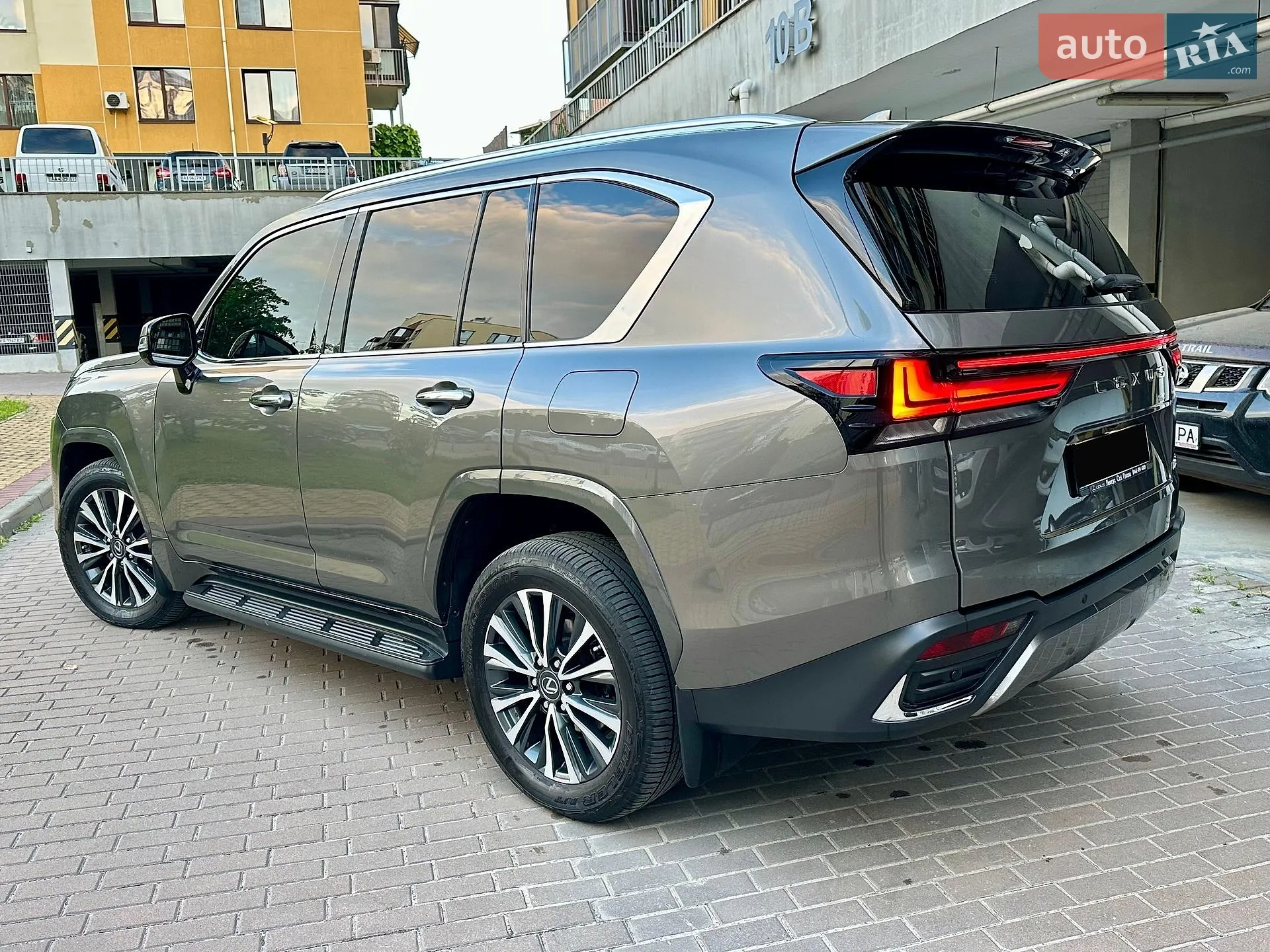 2022 Lexus LX - мініатюра 11