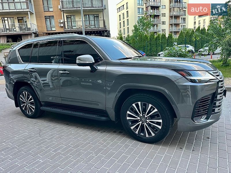 Внедорожник / Кроссовер Lexus LX 2022 в Киеве