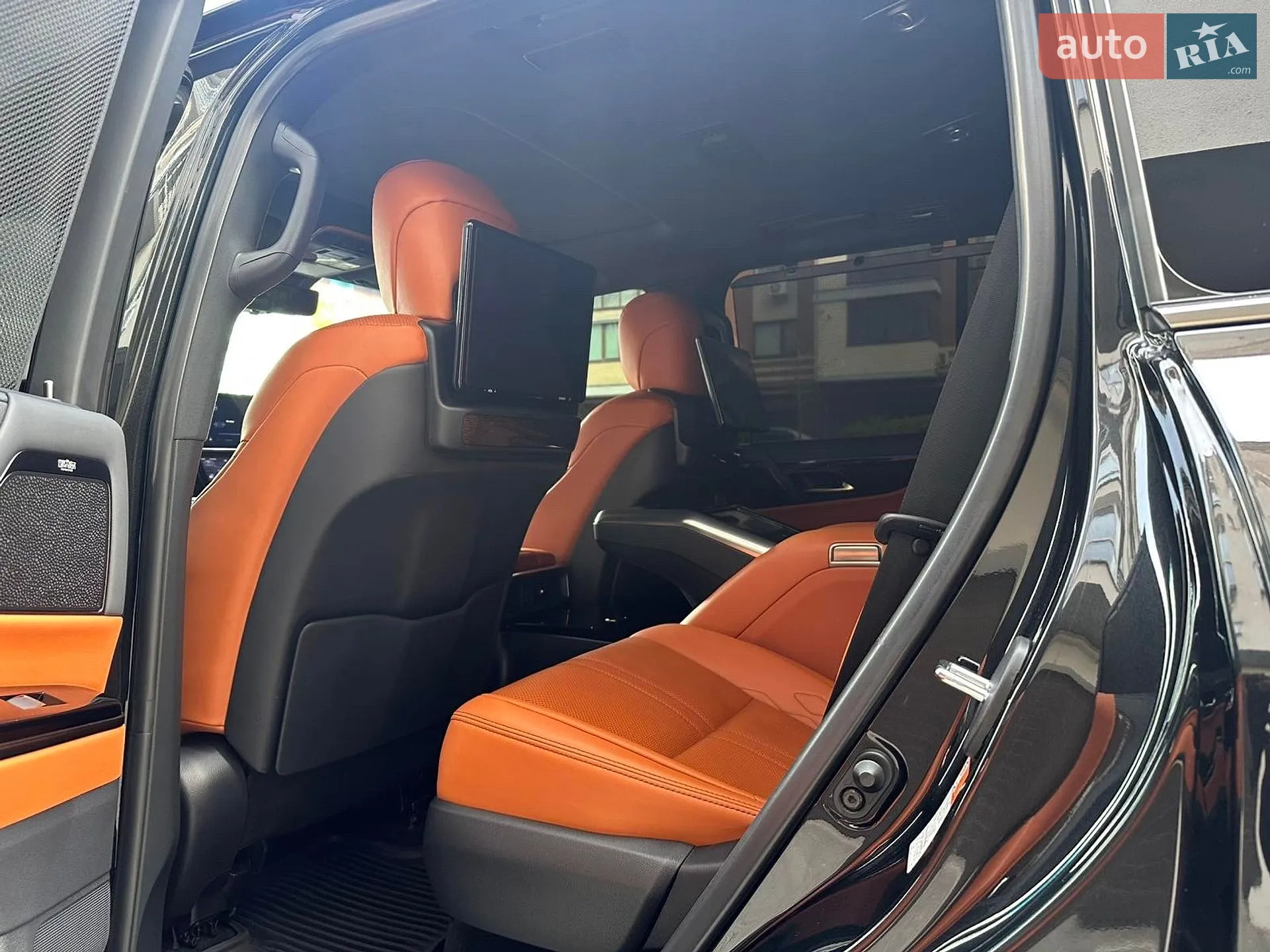 2023 Lexus LX - мініатюра 17