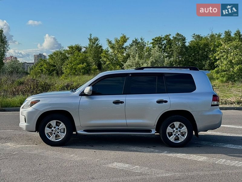 Внедорожник / Кроссовер Lexus LX 2011 в Киеве
