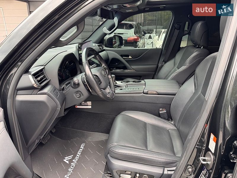 Позашляховик / Кросовер Lexus LX 2023 в Одесі