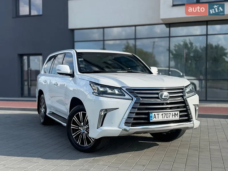 Lexus LX 2016