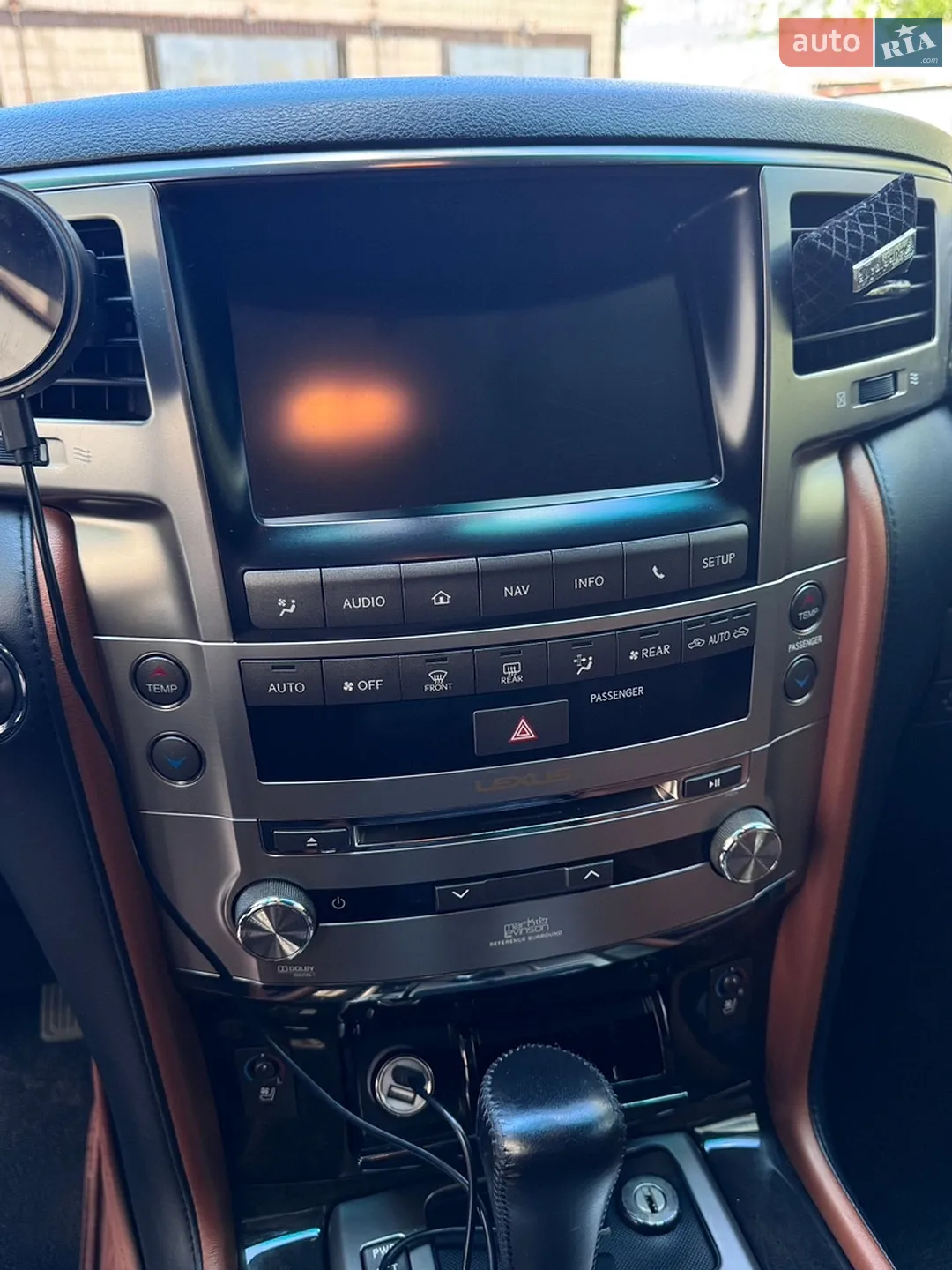 2012 Lexus LX - мініатюра 24