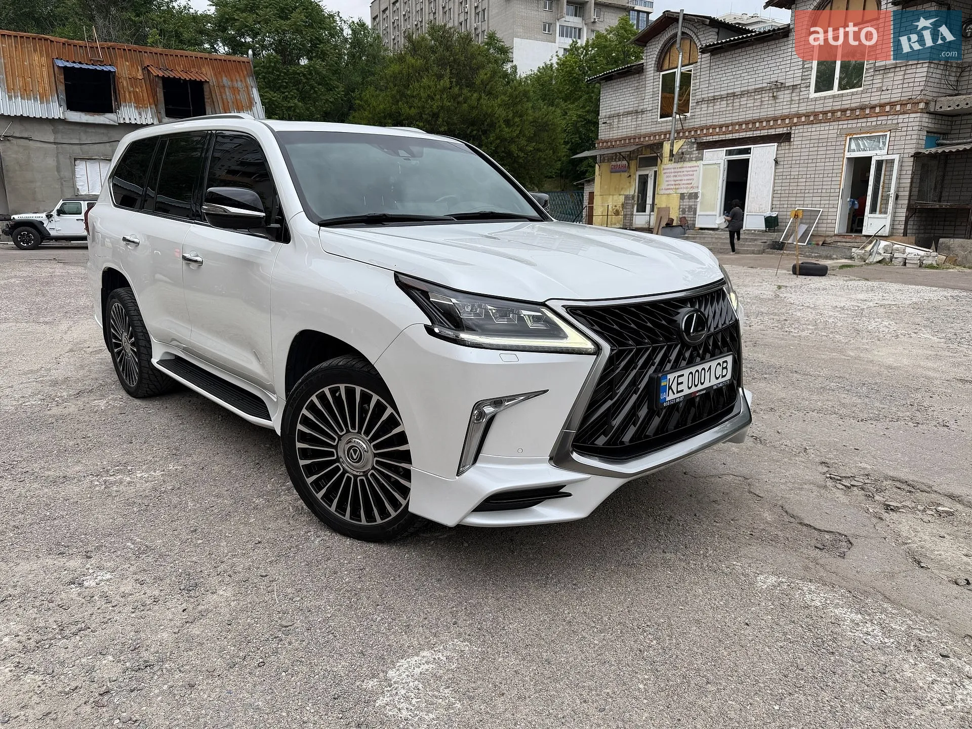 2019 Lexus LX - мініатюра 32
