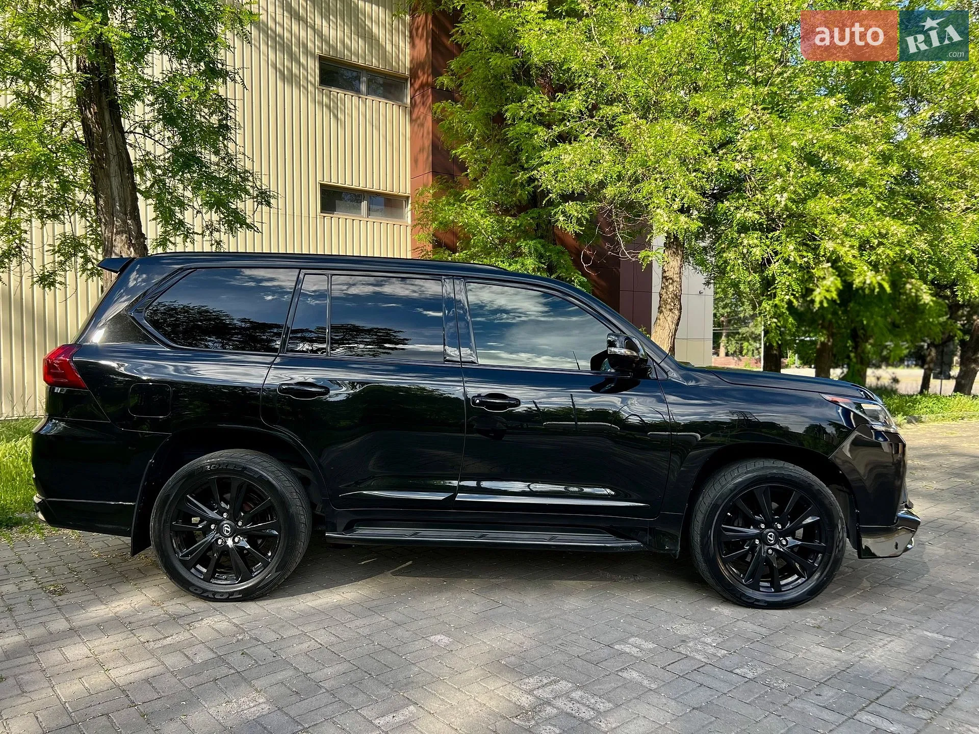 2016 Lexus LX - мініатюра 5