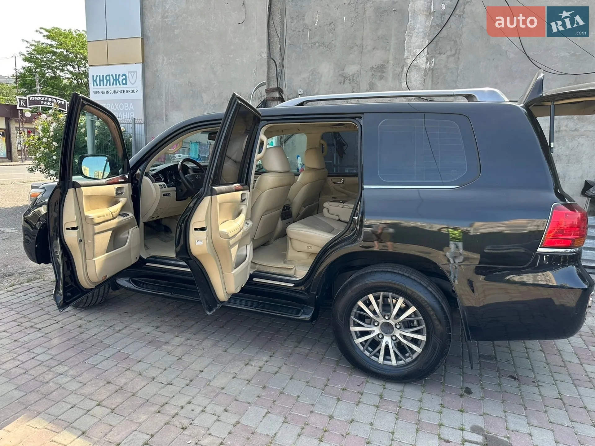 2010 Lexus LX - мініатюра 6