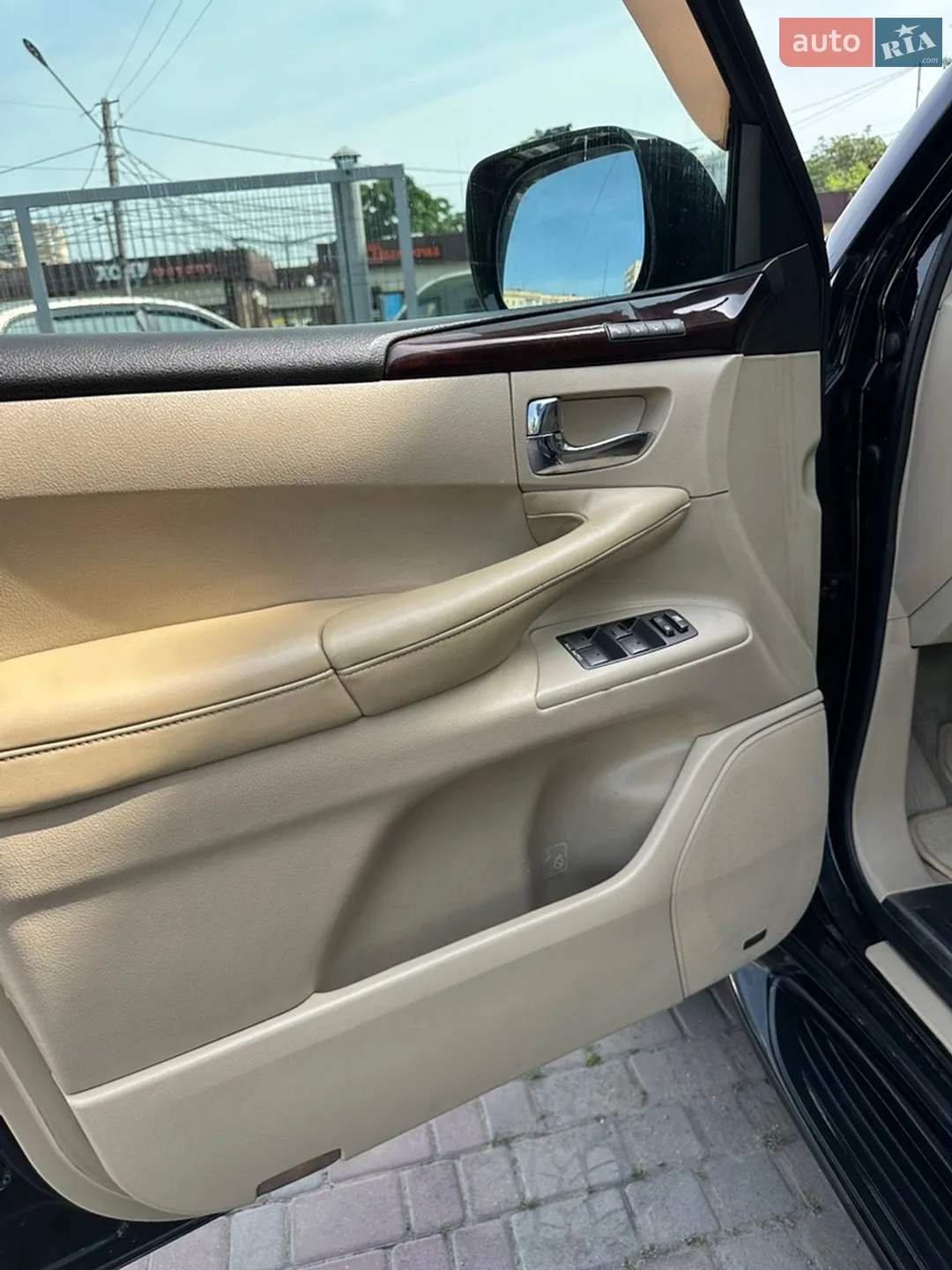2010 Lexus LX - мініатюра 45