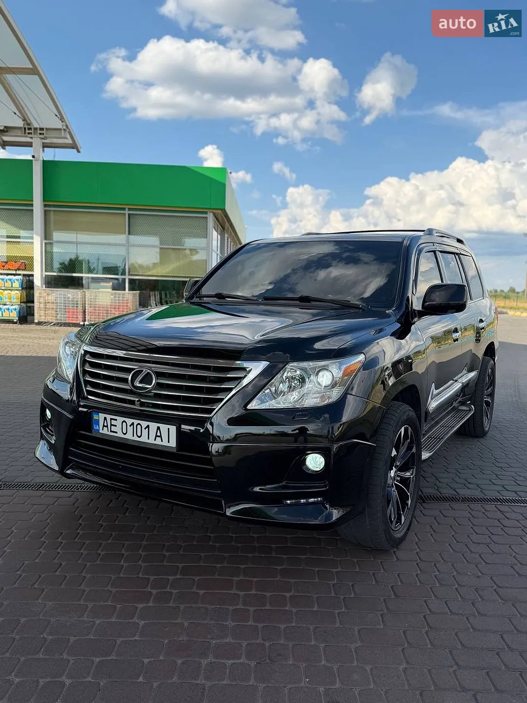2010 Lexus LX - мініатюра 2