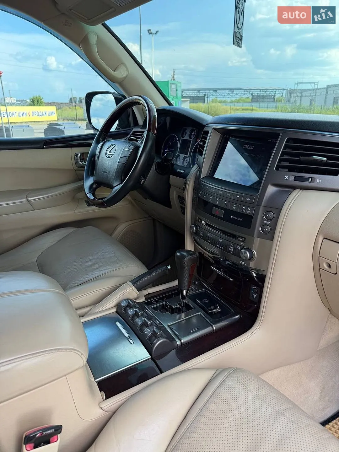 2010 Lexus LX - мініатюра 10