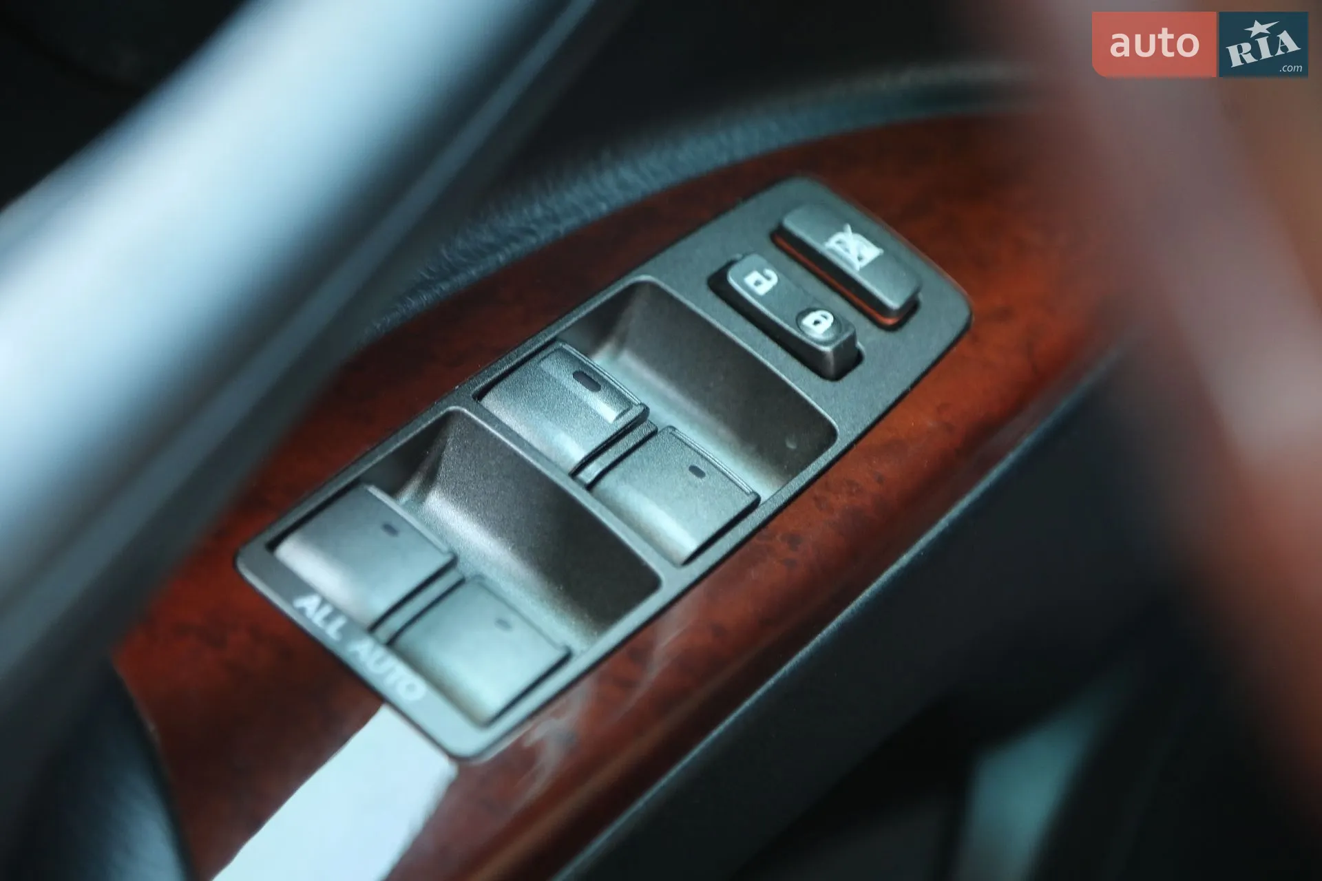 2012 Lexus LX - мініатюра 41