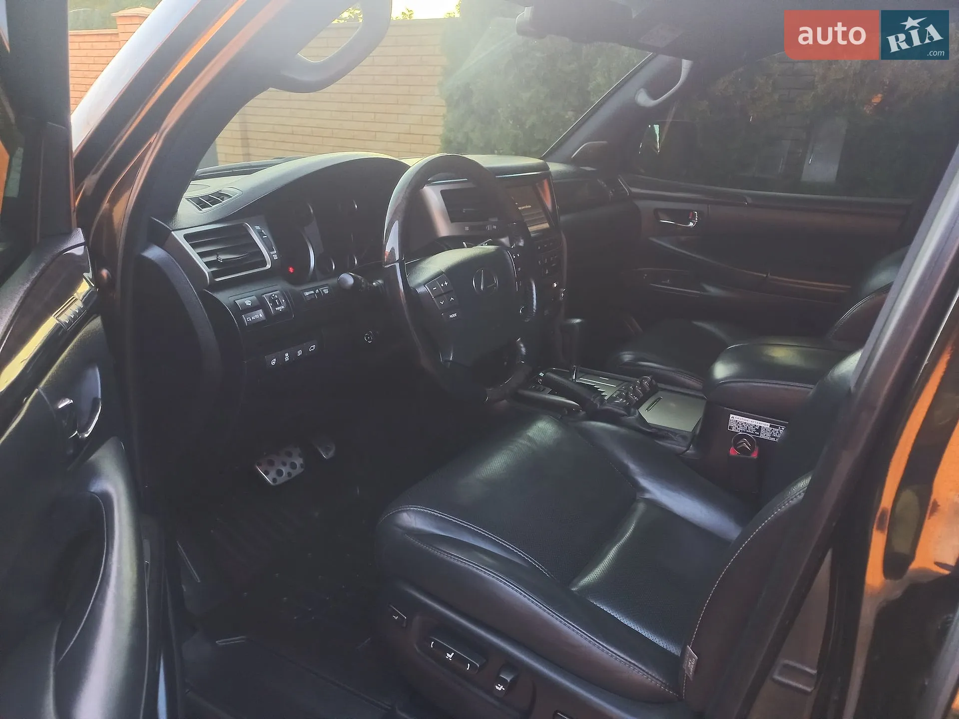 2015 Lexus LX - мініатюра 6