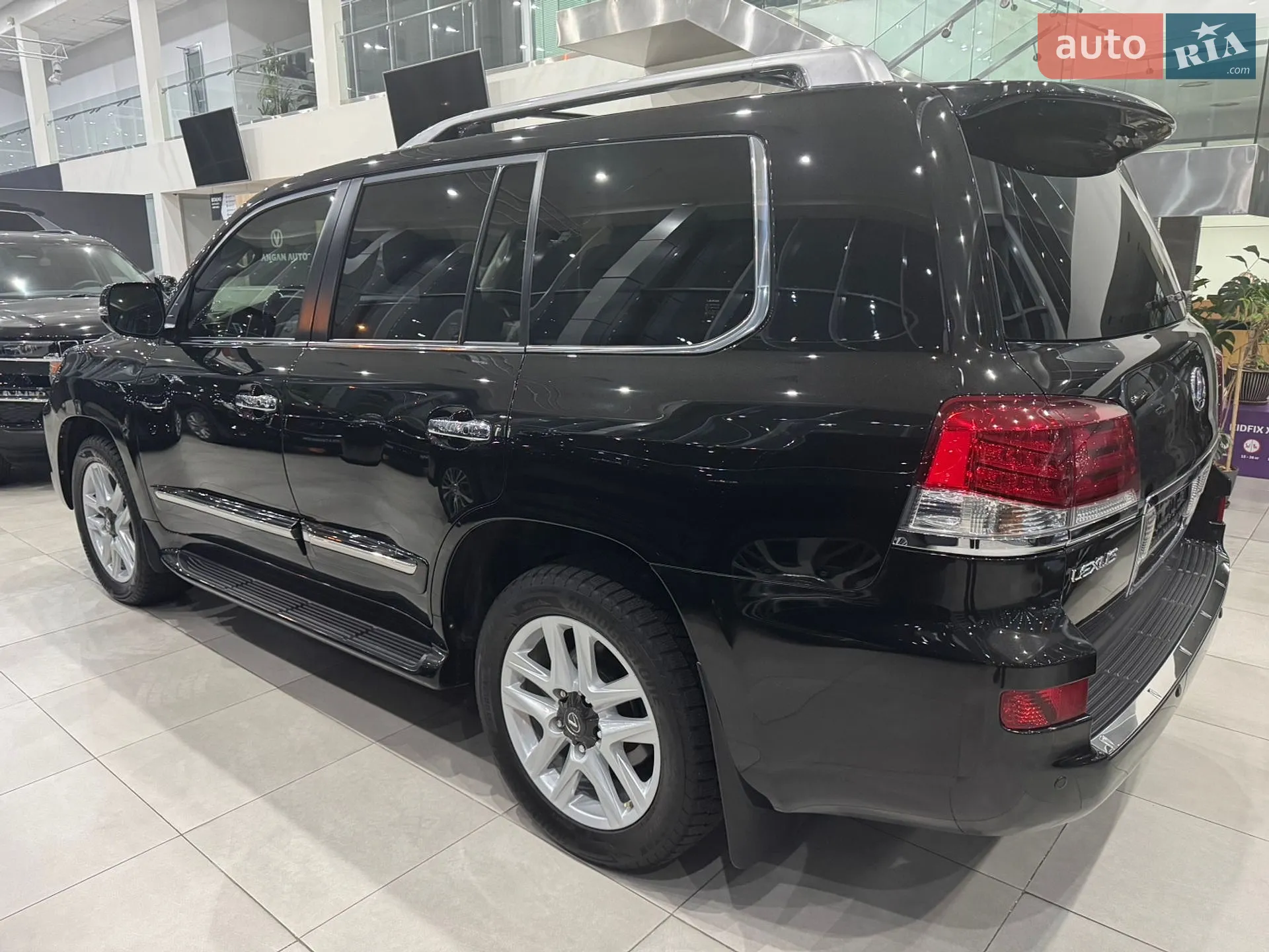 2015 Lexus LX - мініатюра 3