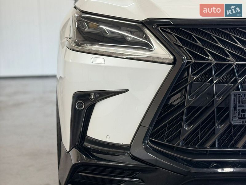 Позашляховик / Кросовер Lexus LX 2019 в Іршаві