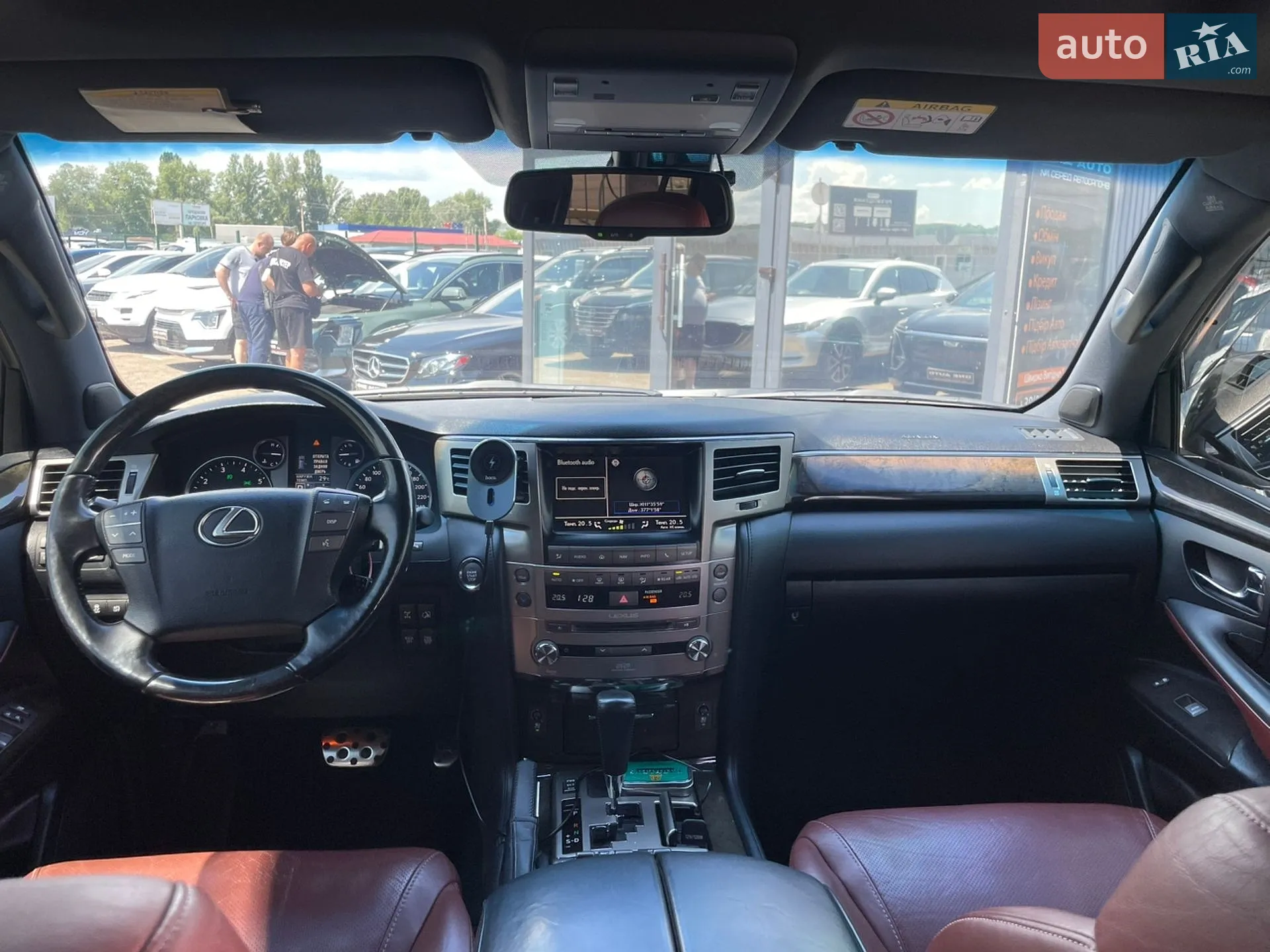 2015 Lexus LX - мініатюра 23