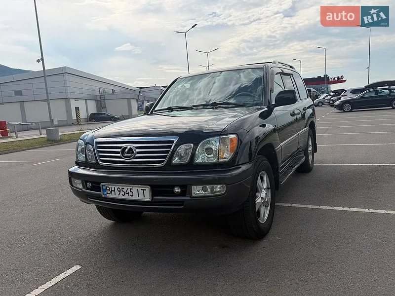 Lexus LX 2004