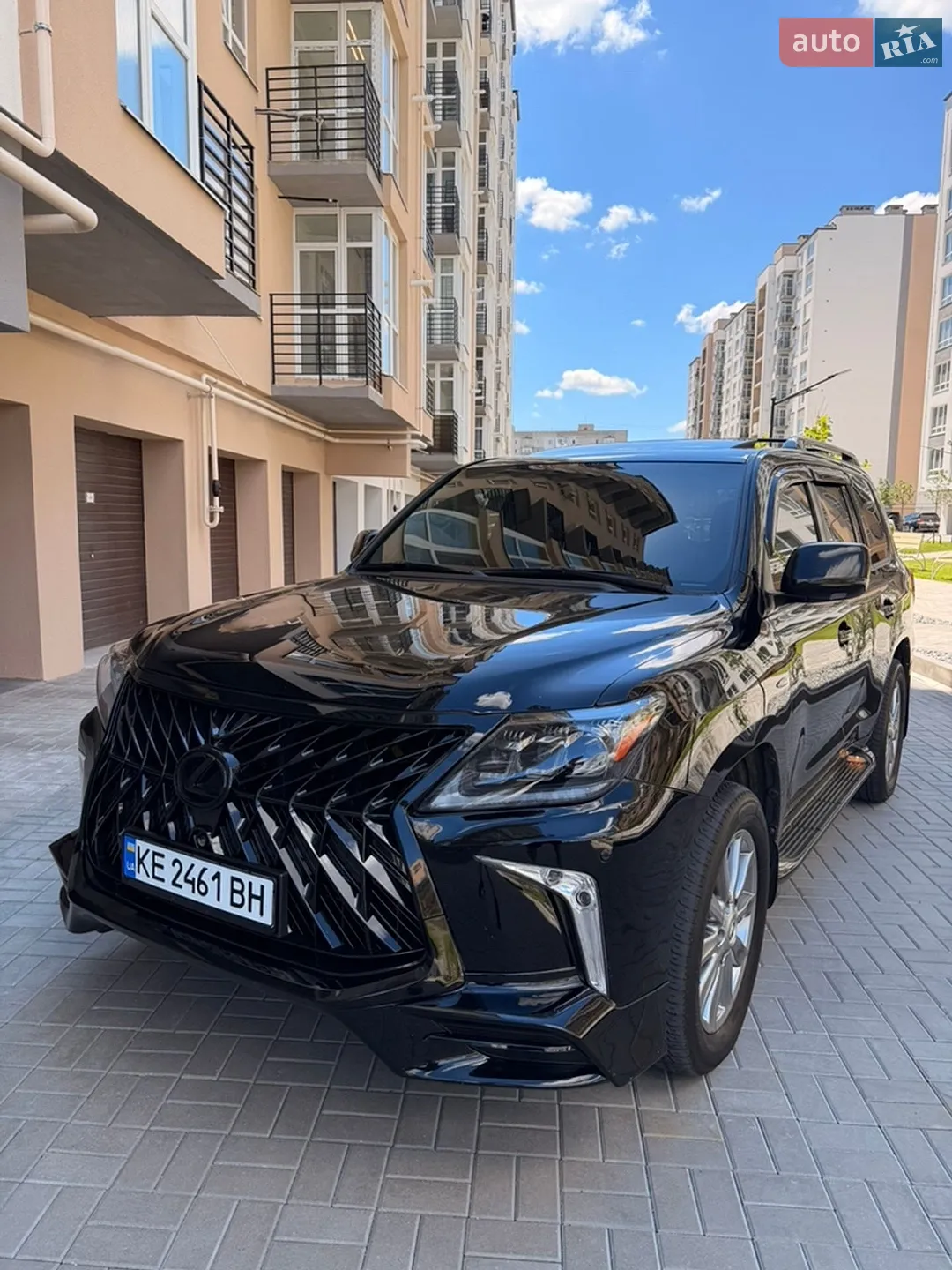 2010 Lexus LX - мініатюра 3