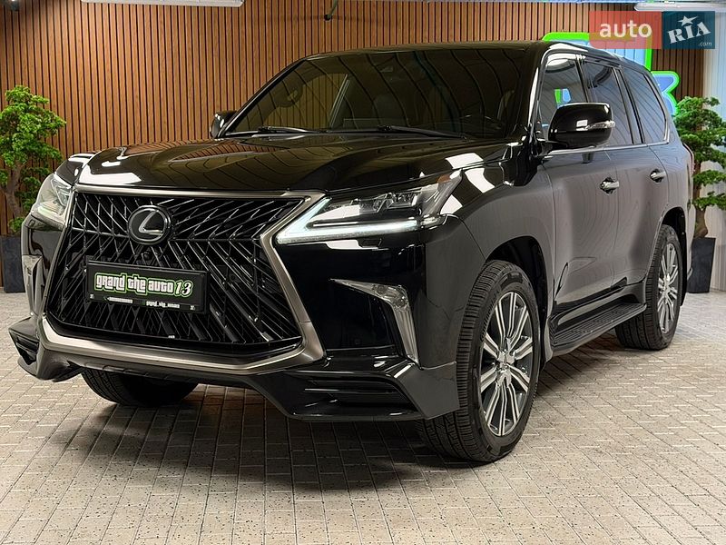 Внедорожник / Кроссовер Lexus LX 2019 в Киеве