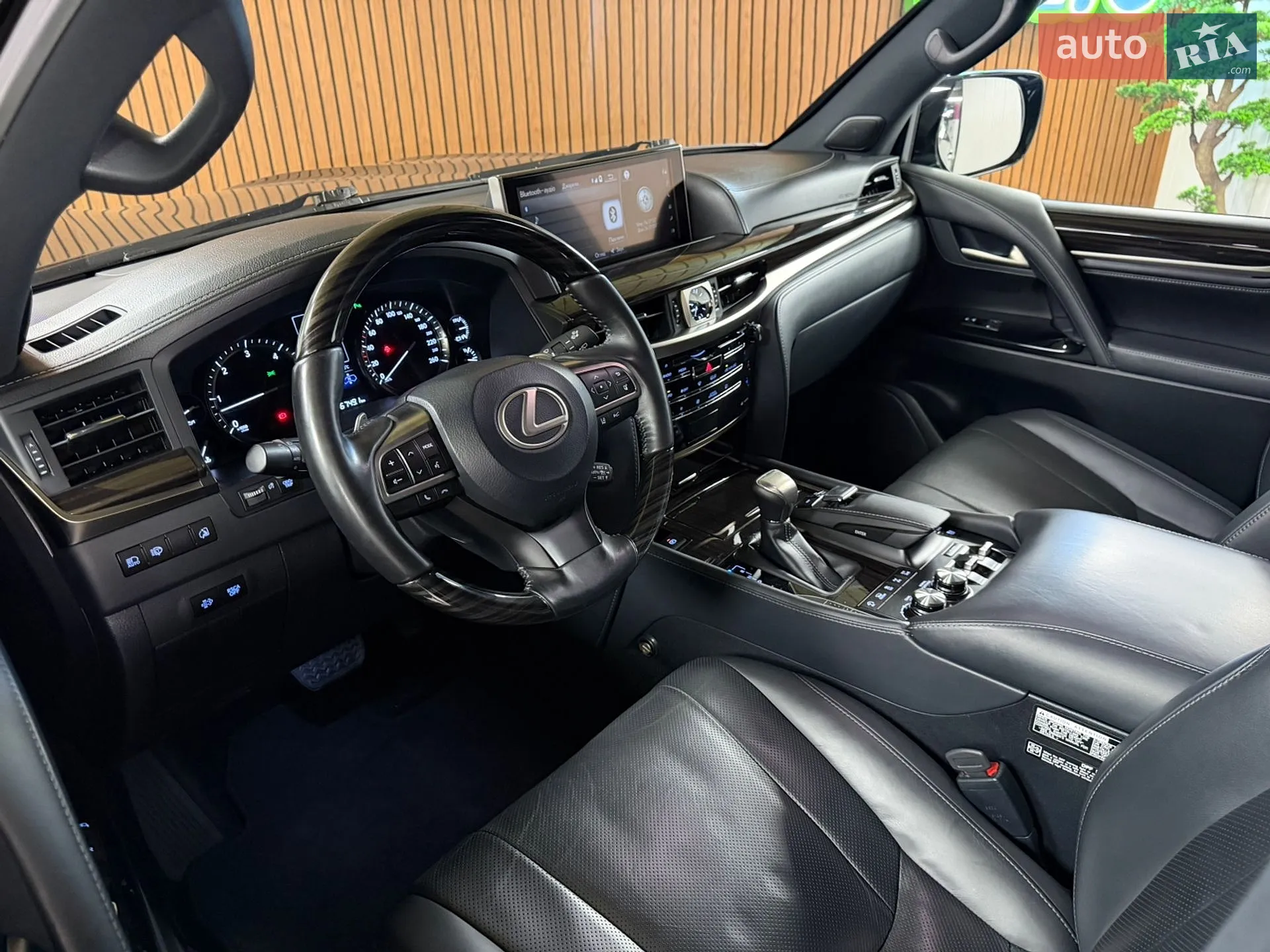 2019 Lexus LX - мініатюра 23