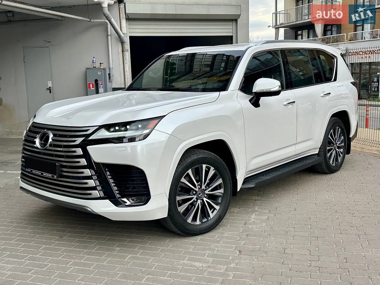 2023 Land Rover Discovery - мініатюра 75