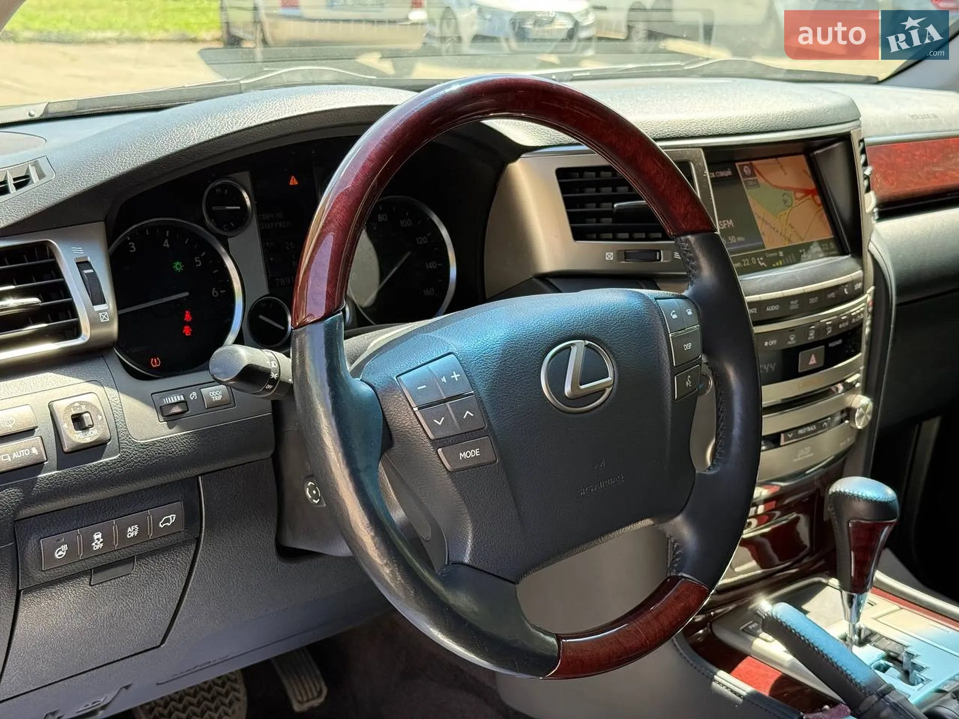 2012 Lexus LX - мініатюра 14