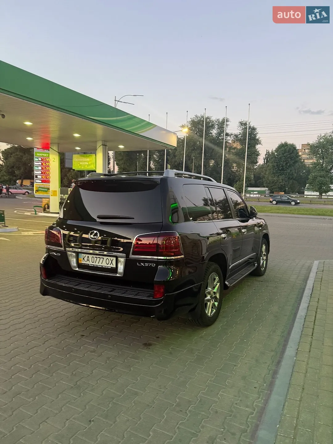 2011 Lexus LX - мініатюра 4