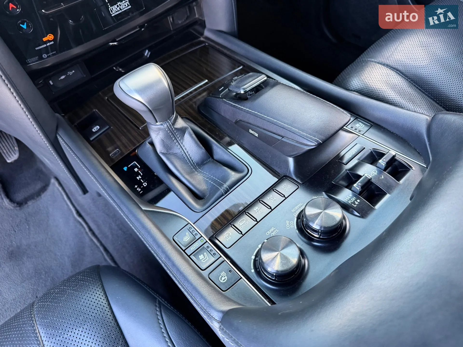 2018 Lexus LX - мініатюра 27