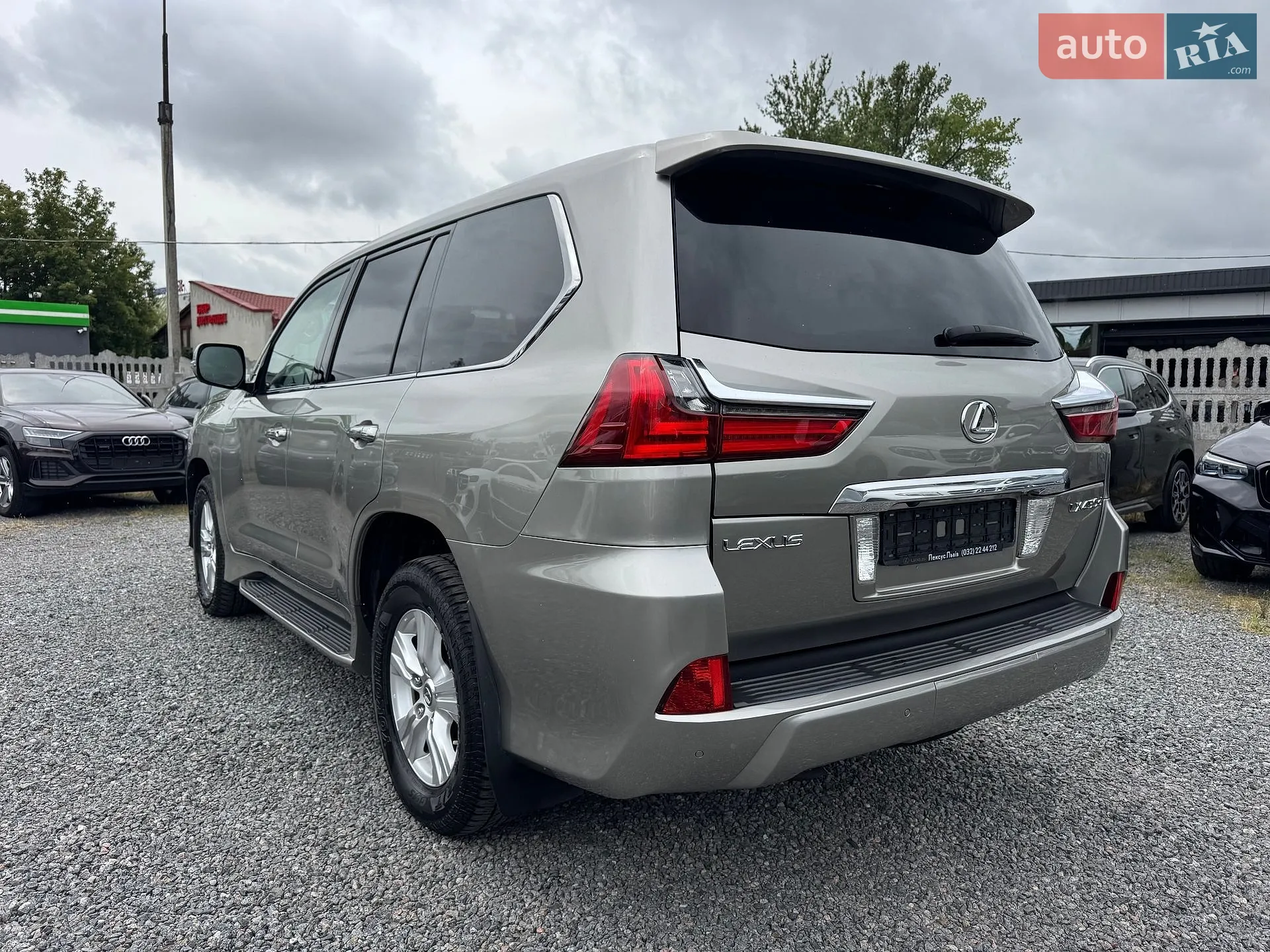 2017 Lexus LX - мініатюра 101