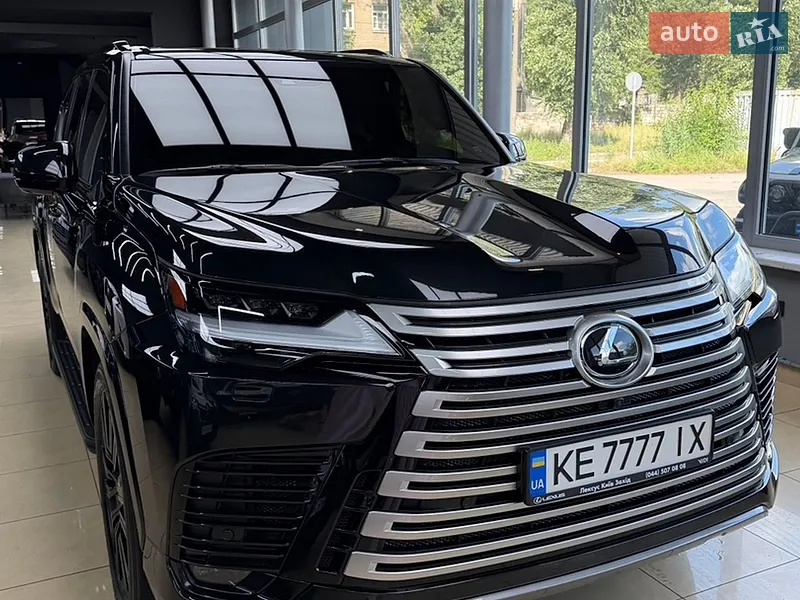 Lexus LX